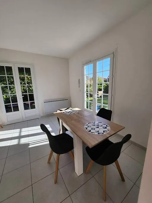 Villa A 10M De La Plage De Sable Vallauris