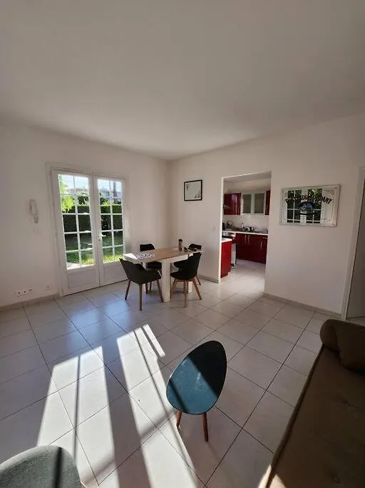 Villa A 10M De La Plage De Sable Vallauris